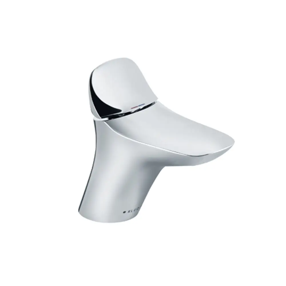 Waschtischarmatur in verchromtem Finish von Kludi, designed für Handwaschbecken. Ergonomische Form mit seitlichem Hebel zur Wassersteuerung.